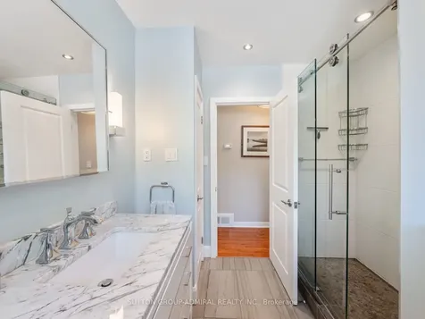 125 Laverock Avenue Richmond Hill ON L4C 4J8