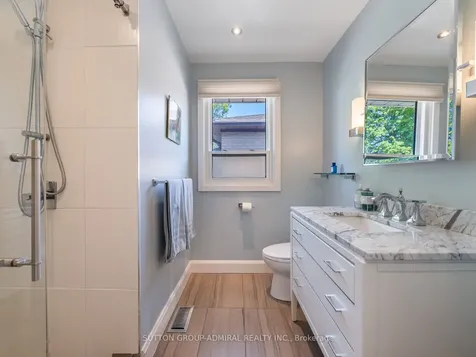 125 Laverock Avenue Richmond Hill ON L4C 4J8