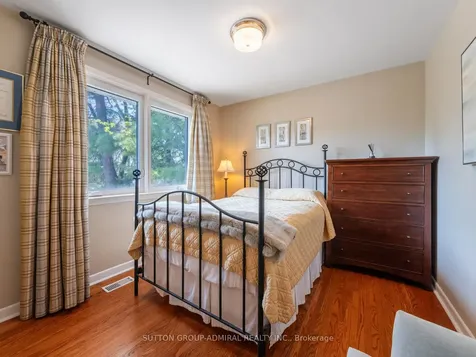 125 Laverock Avenue Richmond Hill ON L4C 4J8