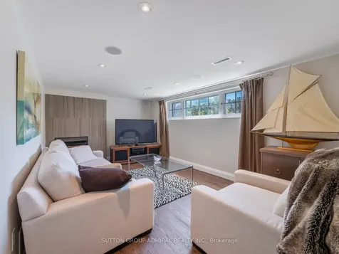 125 Laverock Avenue Richmond Hill ON L4C 4J8