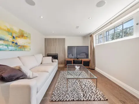 125 Laverock Avenue Richmond Hill ON L4C 4J8