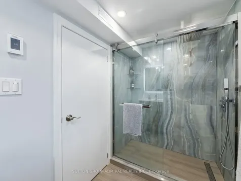 125 Laverock Avenue Richmond Hill ON L4C 4J8