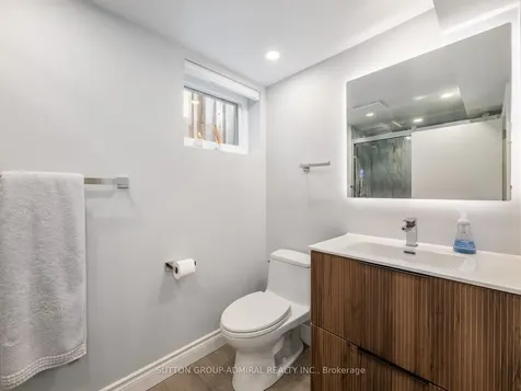 125 Laverock Avenue Richmond Hill ON L4C 4J8
