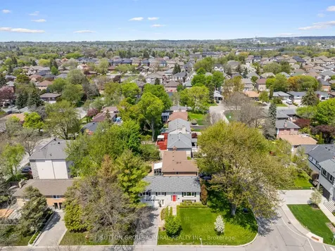 125 Laverock Avenue Richmond Hill ON L4C 4J8
