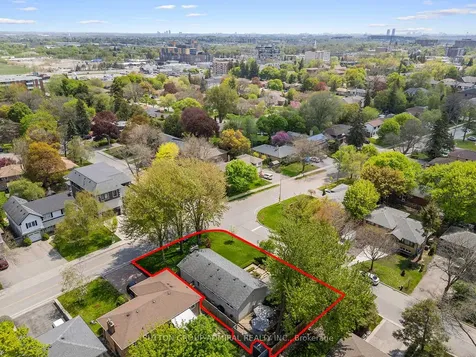 125 Laverock Avenue Richmond Hill ON L4C 4J8