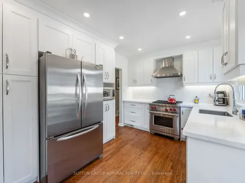 125 Laverock Avenue Richmond Hill ON L4C 4J8