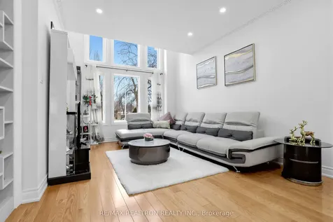 71 Plum Tree Circle Markham ON L6C 1V9
