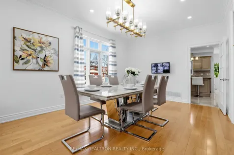 71 Plum Tree Circle Markham ON L6C 1V9