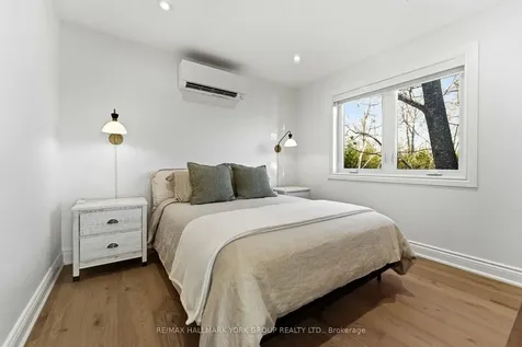 281 Hedge Road Georgina ON L0E 1R0