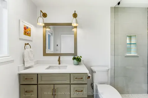 281 Hedge Road Georgina ON L0E 1R0