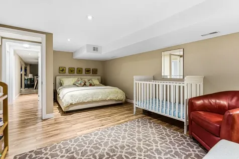 281 Hedge Road Georgina ON L0E 1R0