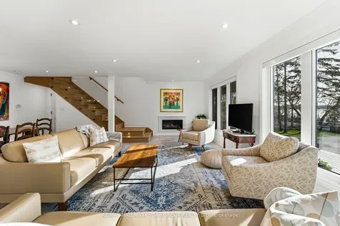 281 Hedge Road Georgina ON L0E 1R0