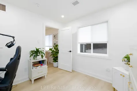 808 Montsell Avenue Georgina ON L0E 1S0