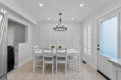 104 Northway Avenue Whitchurch-stouffville ON L4A 0T7