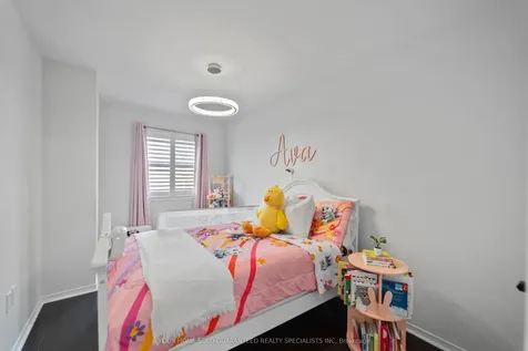 104 Northway Avenue Whitchurch-stouffville ON L4A 0T7