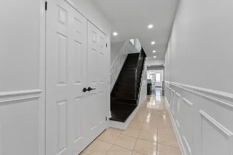 104 Northway Avenue Whitchurch-stouffville ON L4A 0T7