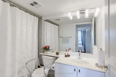29 Northern Heights Drive Richmond Hill ON L4B 4L8