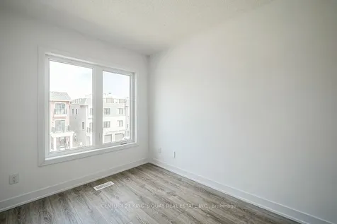 136 Covington Crescent Whitchurch-stouffville ON L4A 4W8