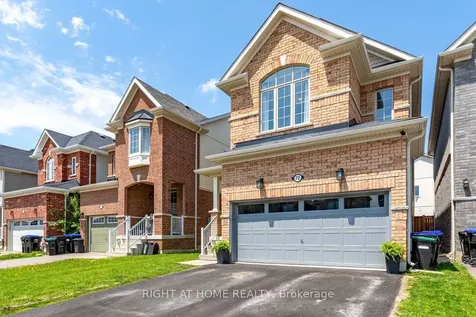 72 Wagner Crescent Essa ON L3W 0R7