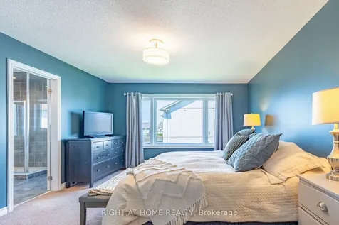 72 Wagner Crescent Essa ON L3W 0R7