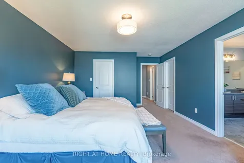 72 Wagner Crescent Essa ON L3W 0R7