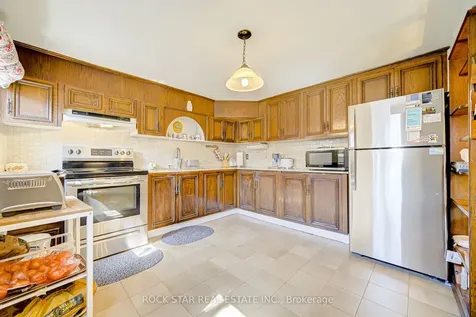 115 Glen Shields Avenue Vaughan ON L4K 1S9