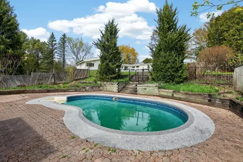 26 Orchard Court East Gwillimbury ON L0G 1M0