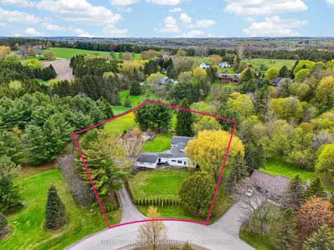26 Orchard Court East Gwillimbury ON L0G 1M0
