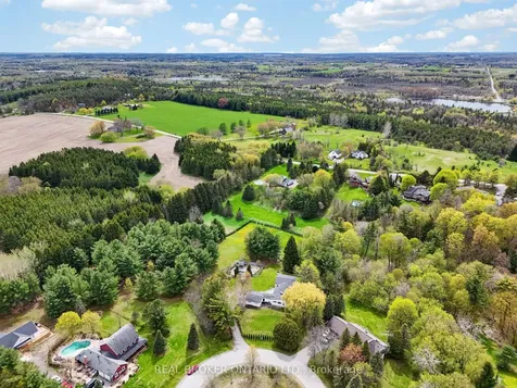 26 Orchard Court East Gwillimbury ON L0G 1M0