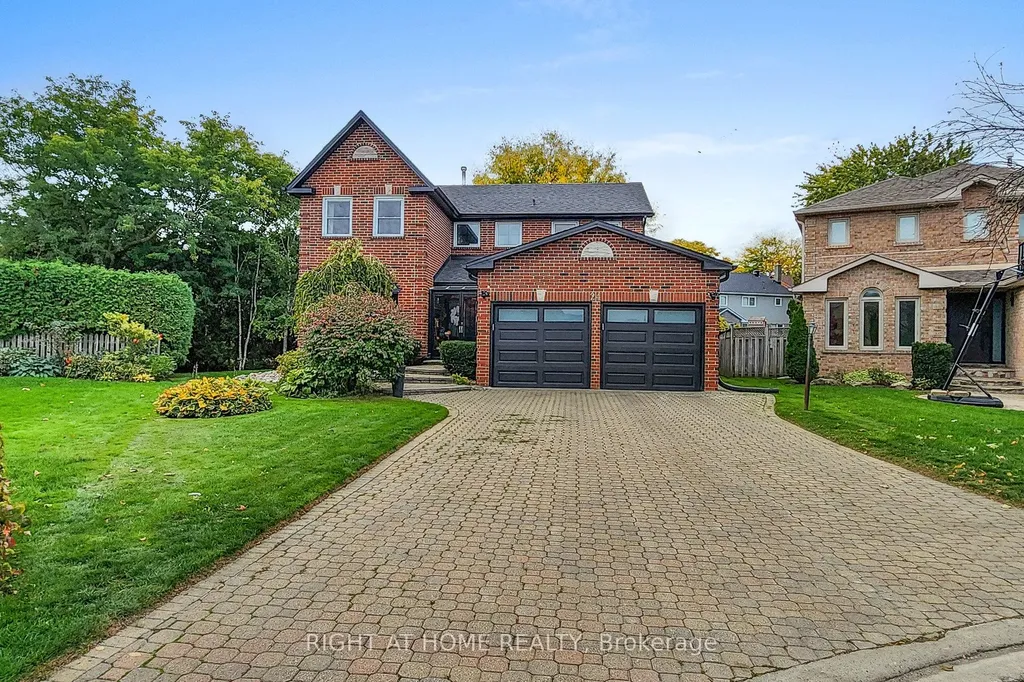 24 Cummings Court Markham ON L3T 6S3