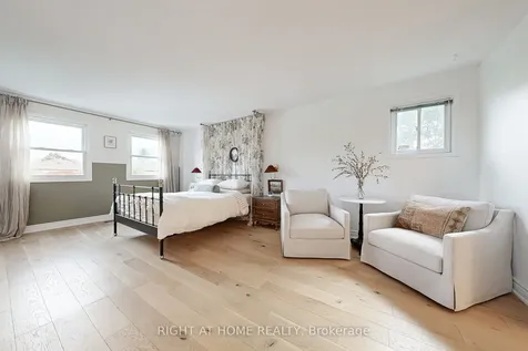 24 Cummings Court Markham ON L3T 6S3