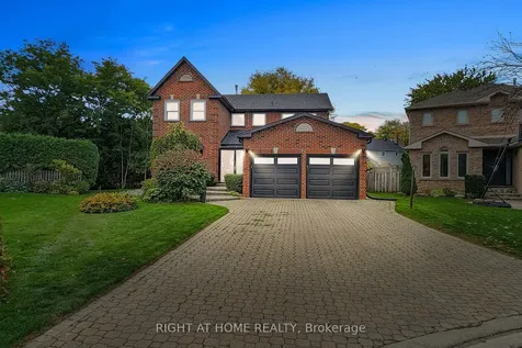 24 Cummings Court Markham ON L3T 6S3