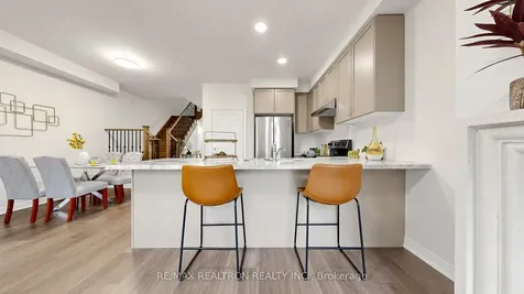 39 Collier Crescent Markham ON L6E 0E7