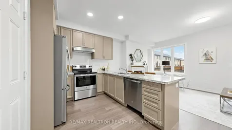 39 Collier Crescent Markham ON L6E 0E7