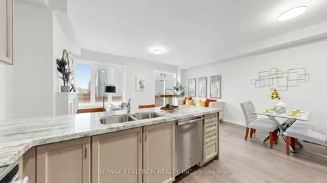 39 Collier Crescent Markham ON L6E 0E7
