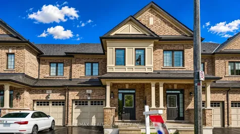 39 Collier Crescent Markham ON L6E 0E7