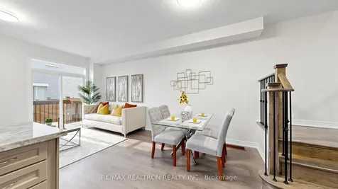 39 Collier Crescent Markham ON L6E 0E7