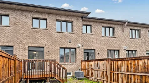 39 Collier Crescent Markham ON L6E 0E7