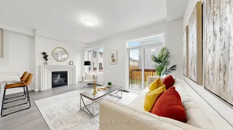 39 Collier Crescent Markham ON L6E 0E7