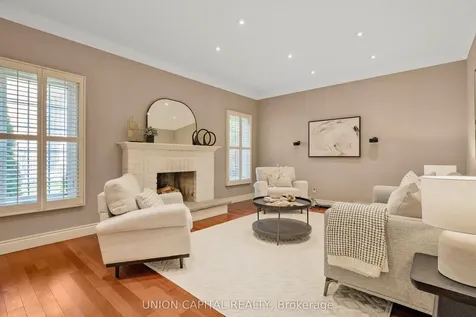 110 Regent Street Richmond Hill ON L4C 9P4