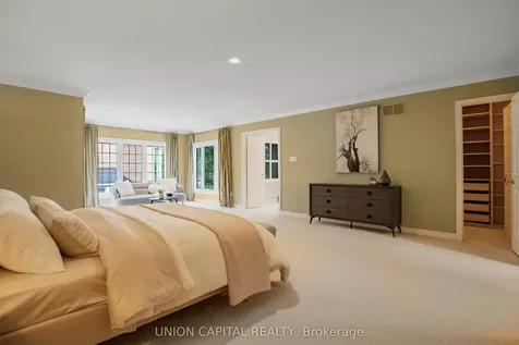 110 Regent Street Richmond Hill ON L4C 9P4