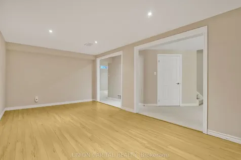 110 Regent Street Richmond Hill ON L4C 9P4