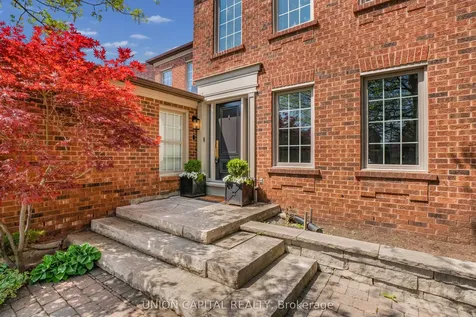 110 Regent Street Richmond Hill ON L4C 9P4