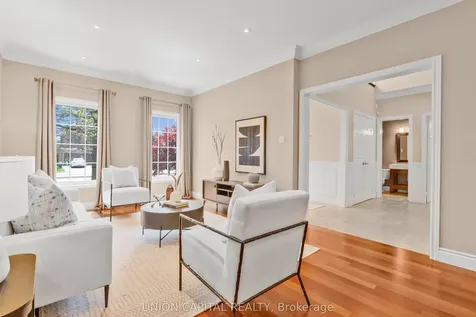 110 Regent Street Richmond Hill ON L4C 9P4