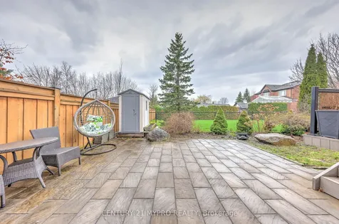 128 Selwyn Road Richmond Hill ON L4E 5E3
