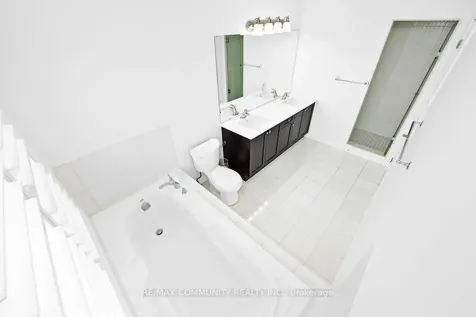 201 Donald Sim Avenue Markham ON L6B 0Z1