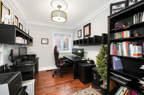 31 Garriock Court Vaughan ON L4L 8S7