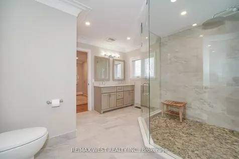 31 Garriock Court Vaughan ON L4L 8S7
