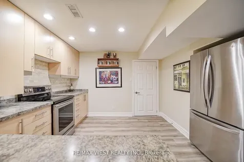 31 Garriock Court Vaughan ON L4L 8S7