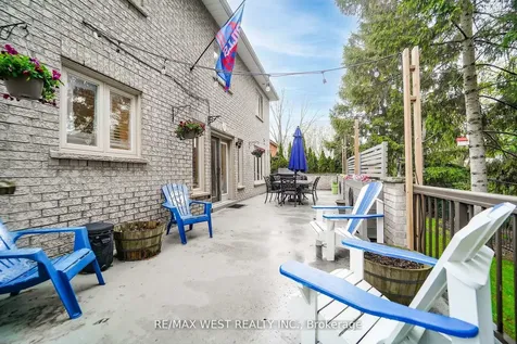 31 Garriock Court Vaughan ON L4L 8S7